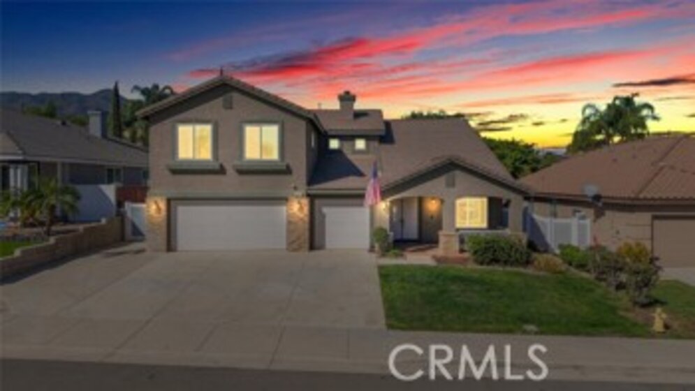 27089 Adelanto Drive Photo