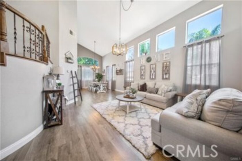 41993 Black Mountain Photo