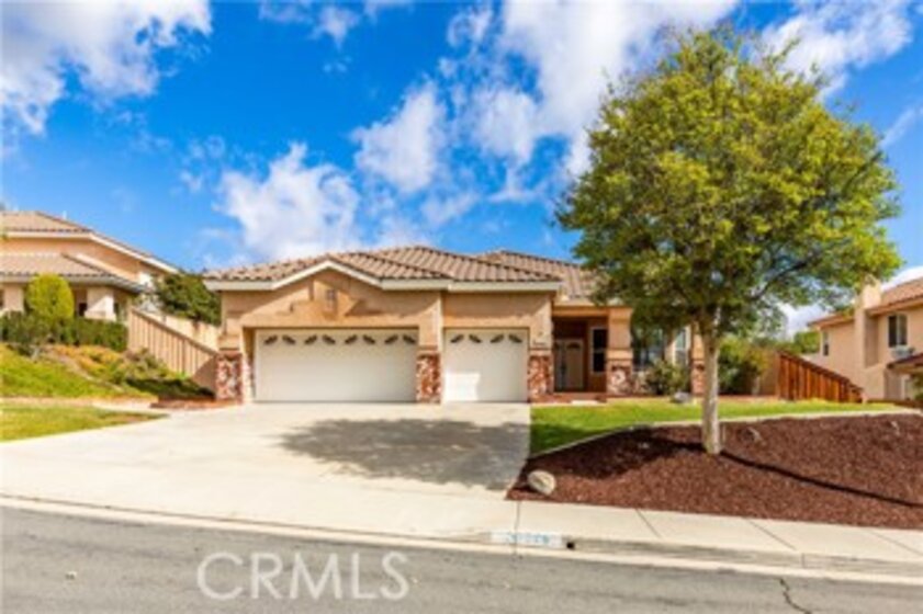 23476 Bending Oak Court Photo