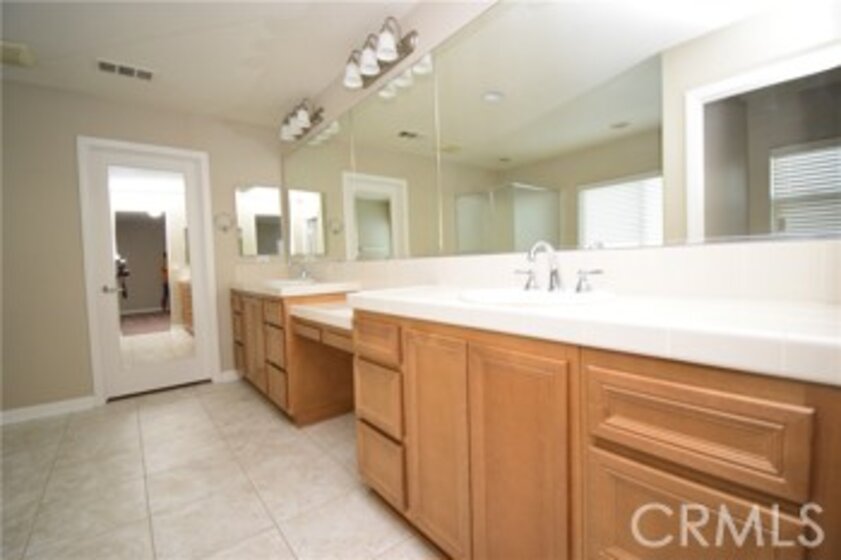36384 Gambrel Gate Lane Photo