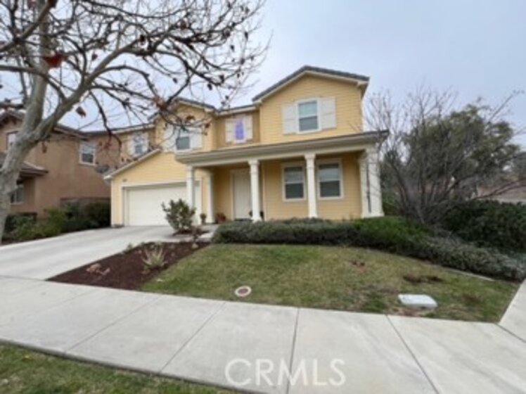 25303 Forest Street Photo