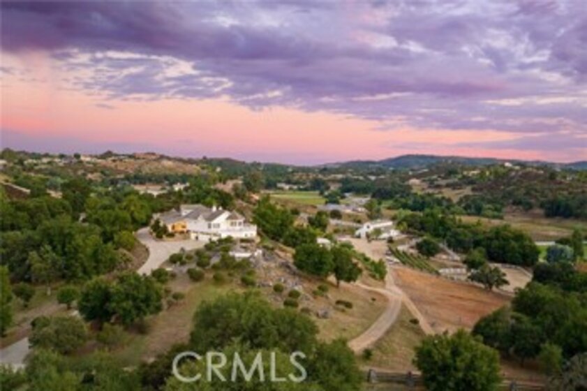 40075 Avenida La Cresta Photo