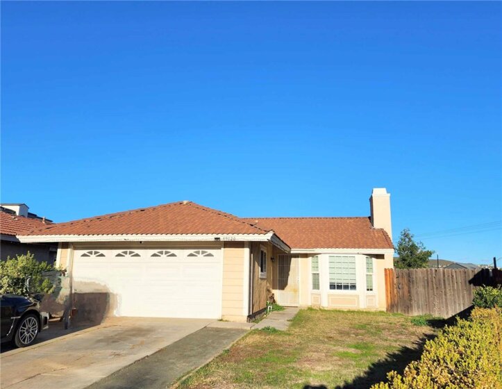 39120 Rising Hill Drive Photo