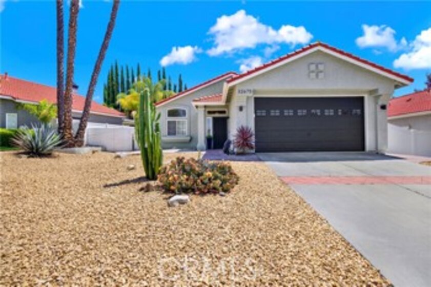 32675 Hislop Way Photo