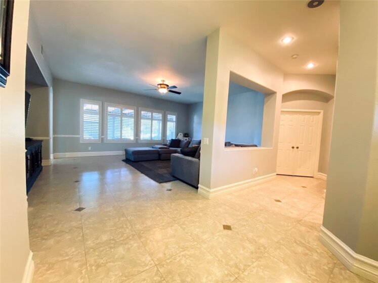 42768 Trail Blaze Photo