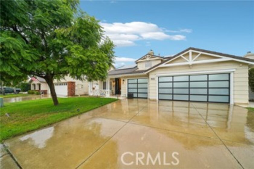 27658 Trailhead Court Photo