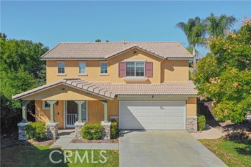 23655 Pepperleaf Street Photo