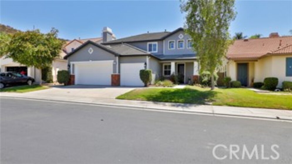 27775 Bottle Brush Way Photo