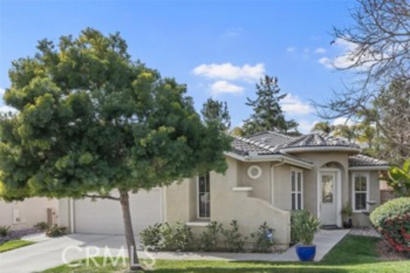 28204 Lone Mountain Court Photo