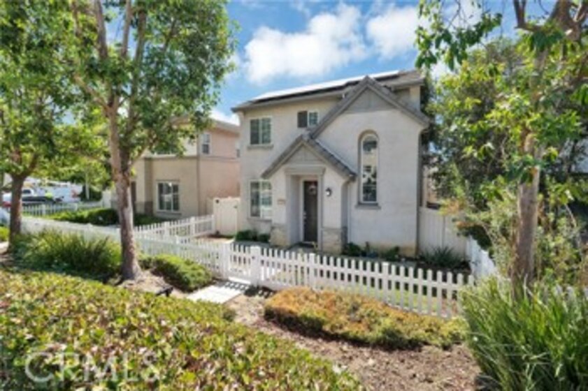 27592 Chicory Street Photo