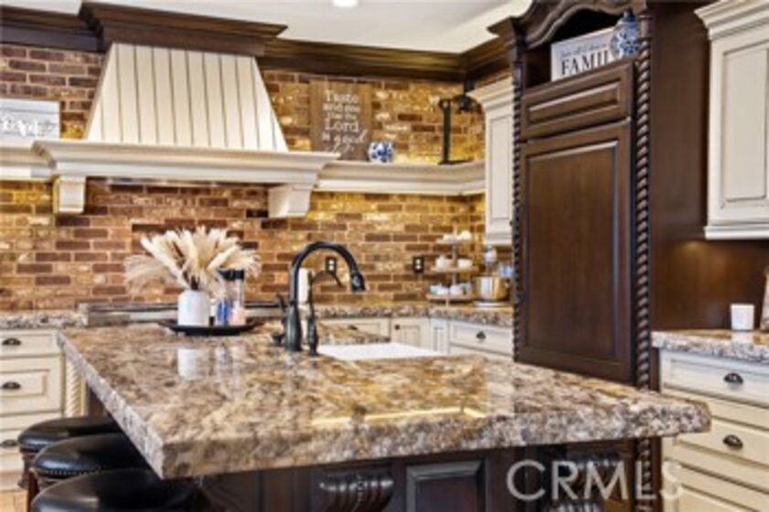 27511 Trefoil Street Photo