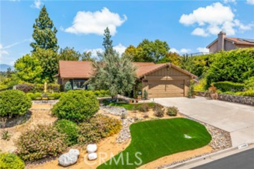 41848 Asteroid Way Photo