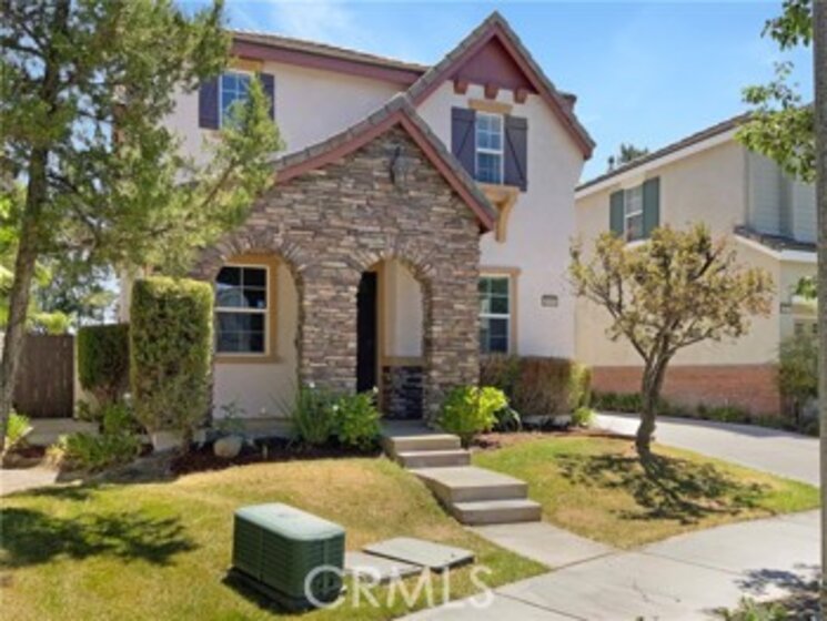 28483 Plymouth Way Photo