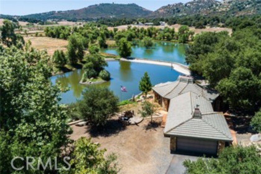 42205 Calle Bandido Photo