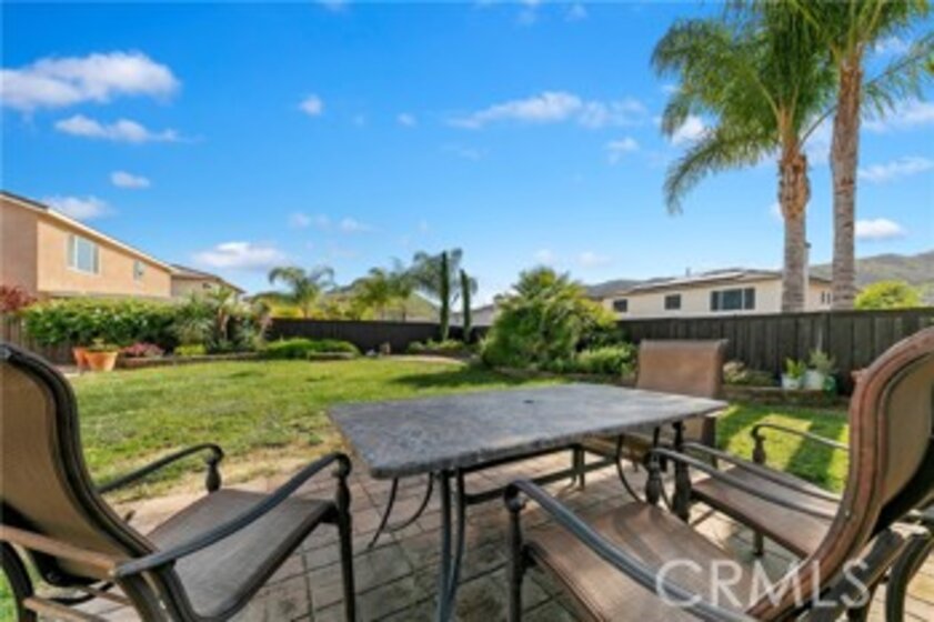 38165 Sherwood Street Photo