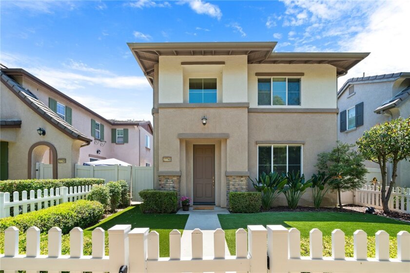 27740 Bluebell Court Photo