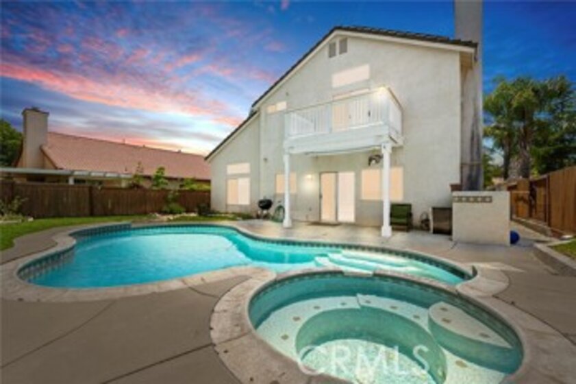 33256 Corte Canario Photo