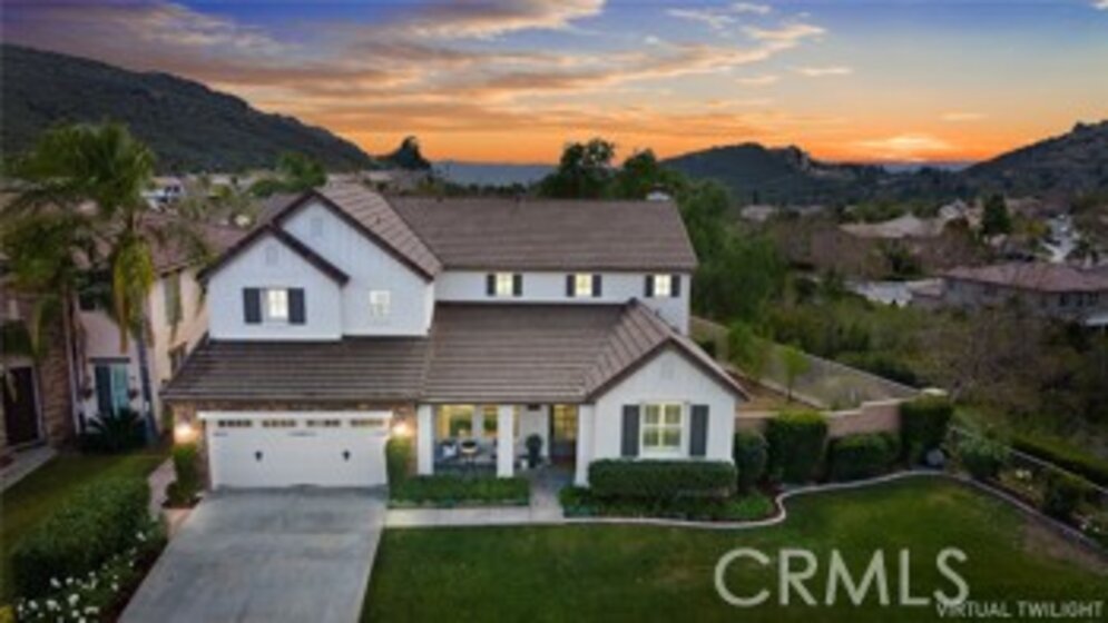 27344 Pumpkin Street Photo