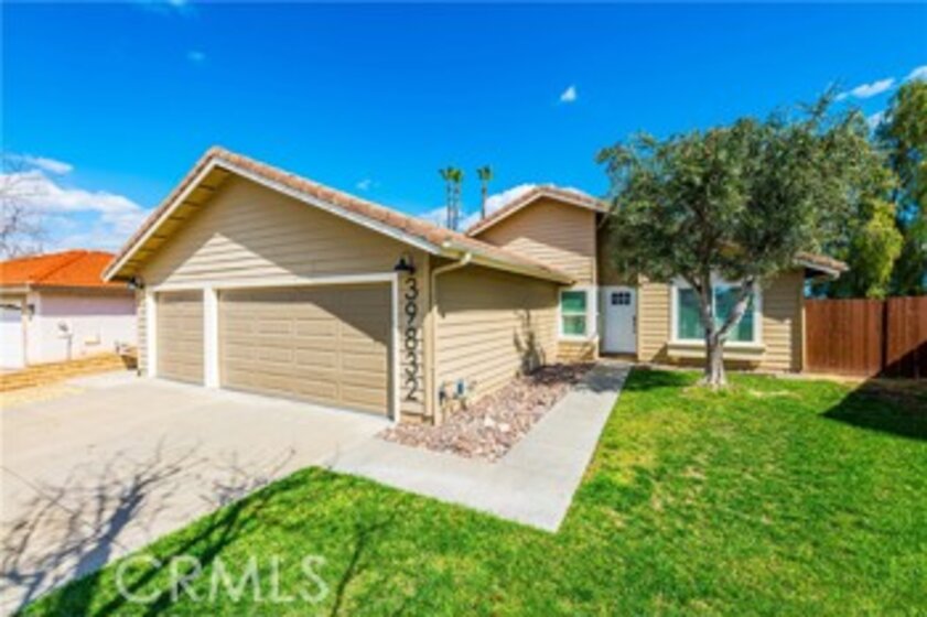 39832 Pin Oak Court Photo