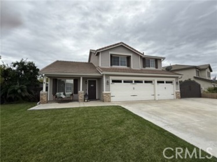 23517 Mountain Breeze Photo