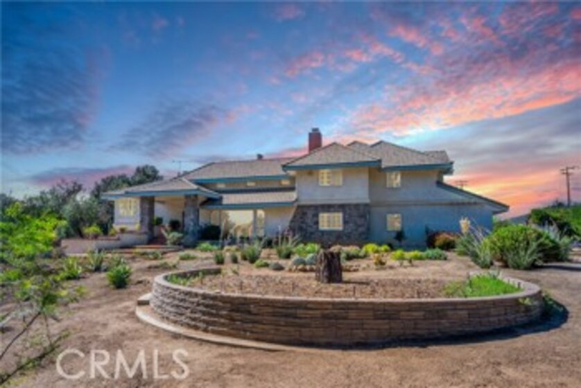 40555 Via Caballos Photo