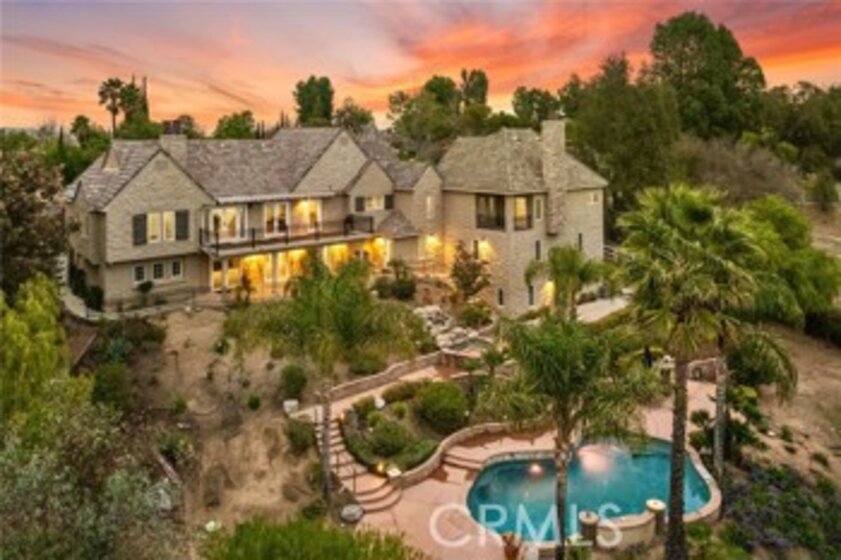 40900 Via Los Altos Photo