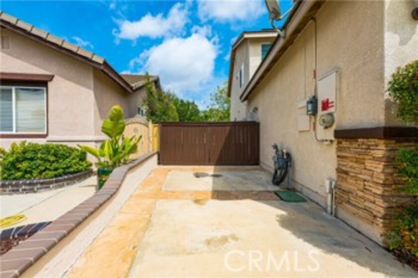 40221 Miklich Drive Photo