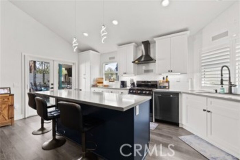 42132 Sweetshade Lane Photo