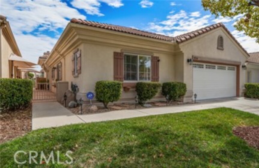 40144 Via Marisa Photo