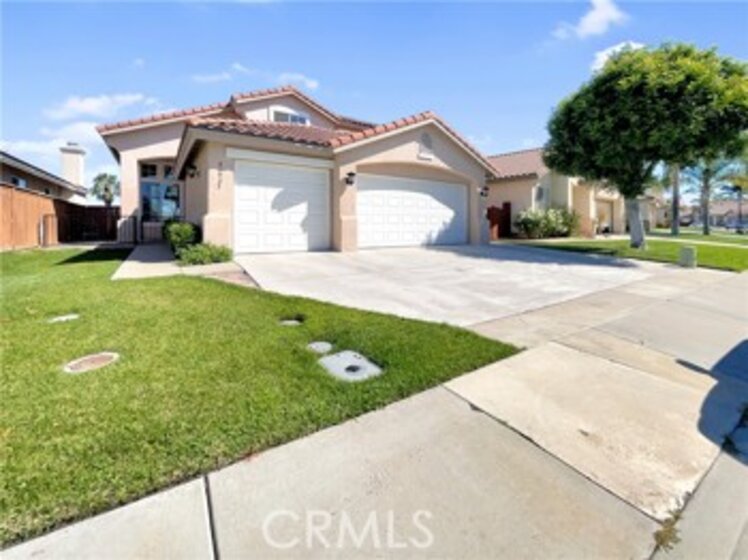 41923 Vardon Drive Photo