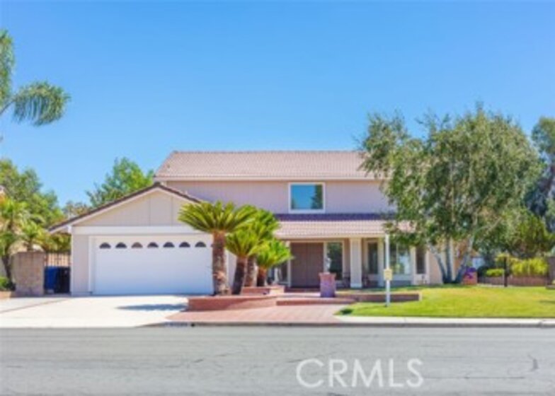 42385 Cosmic Drive Photo