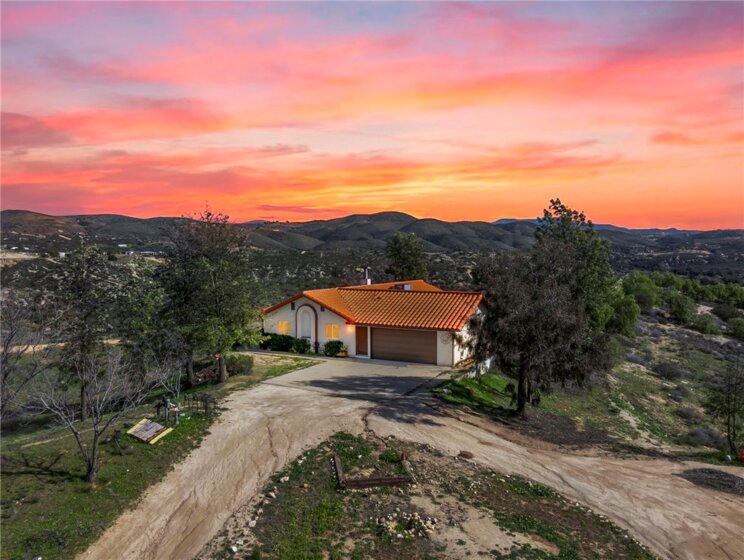37320 Spring Valley Photo