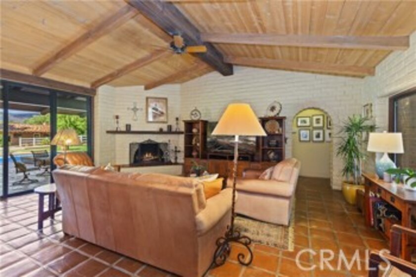 30105 Cabrillo Avenue Photo