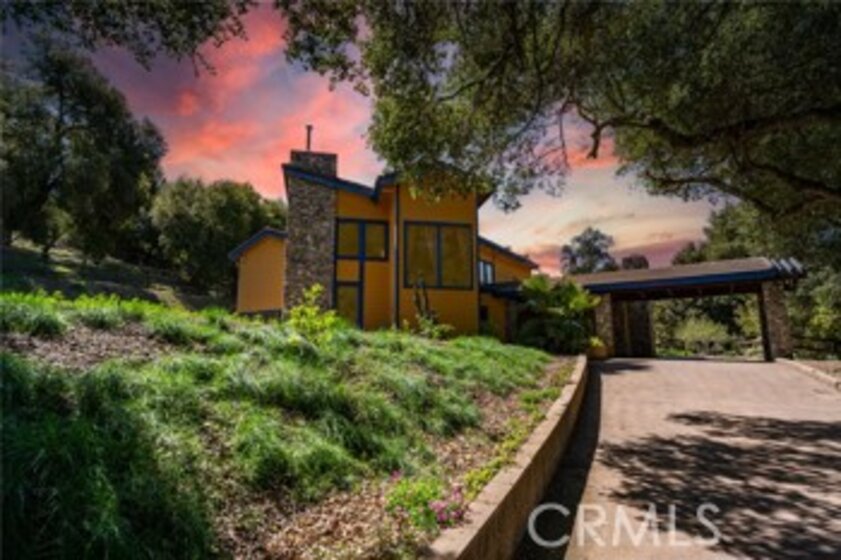 19251 Hombre Lane Photo