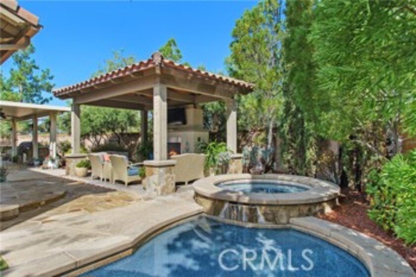 42351 Gronlund Court Photo