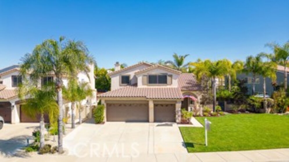 23388 Mountain Song Photo