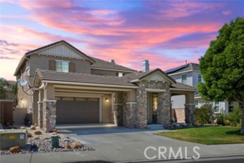 32046 Red Mountain Way Photo