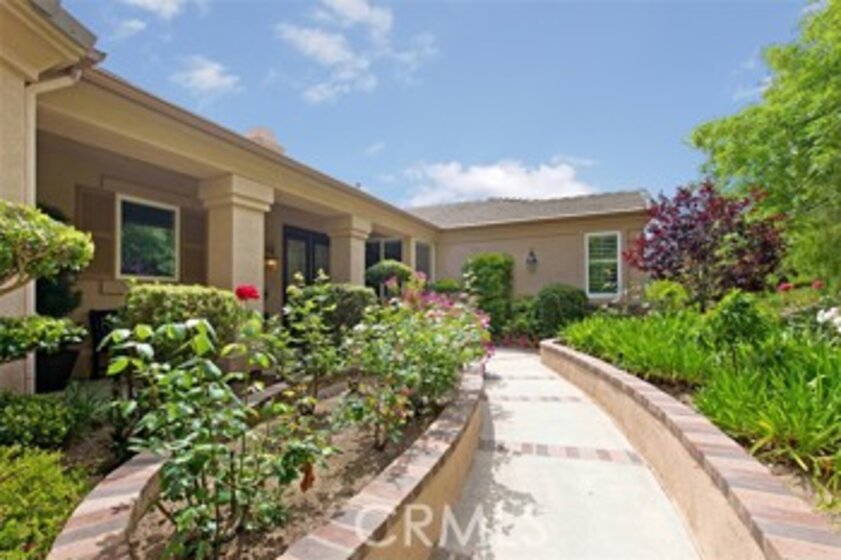 37940 Sky High Drive Photo