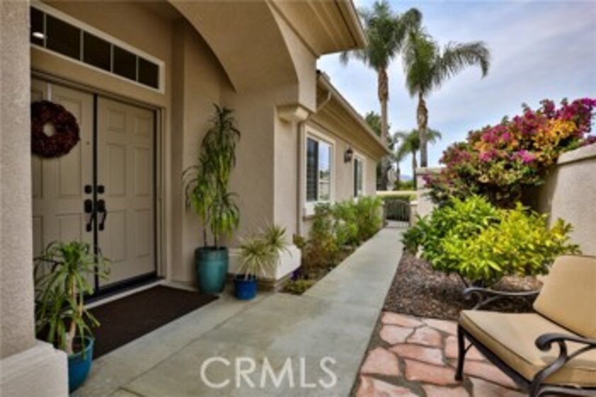 40074 Via Marisa Photo