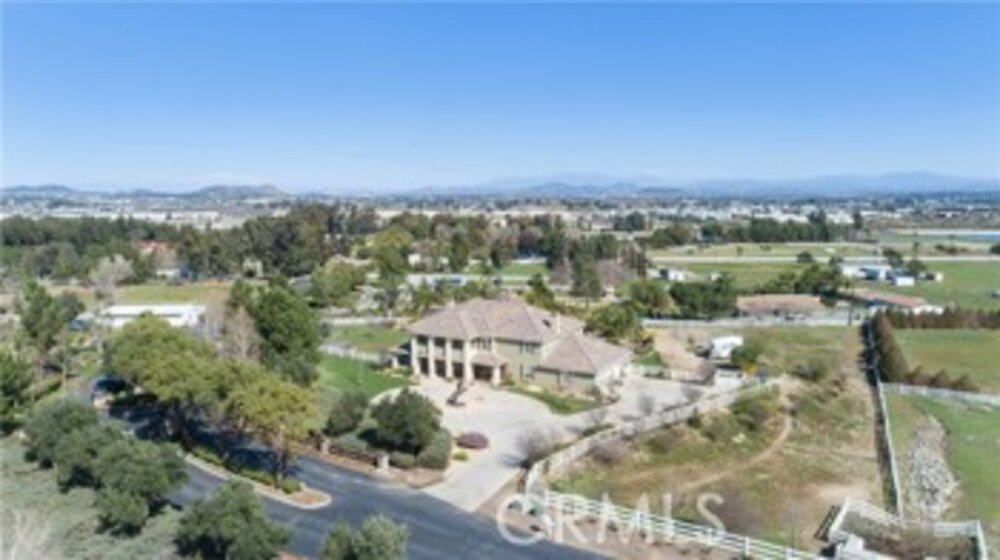 42416 Meadowlark Photo