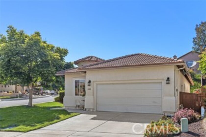 31098 Dog Leg Circle Photo