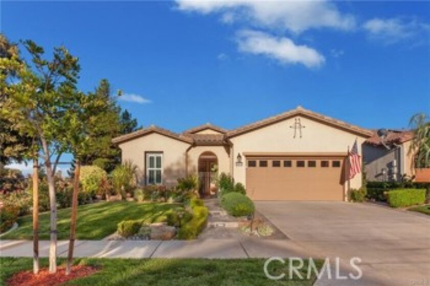 24670 Lowe Photo