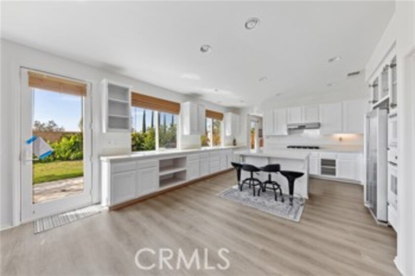 34138 Amici Street Photo