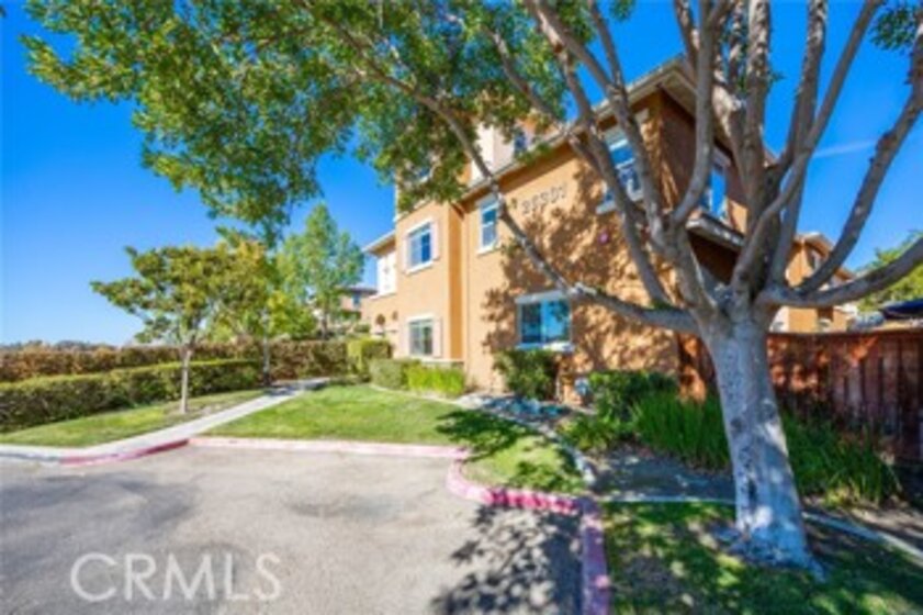 26301 Arboretum Way #104 Photo