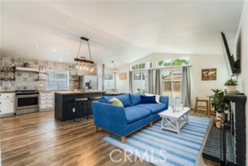 28820 Corte Suerte Photo