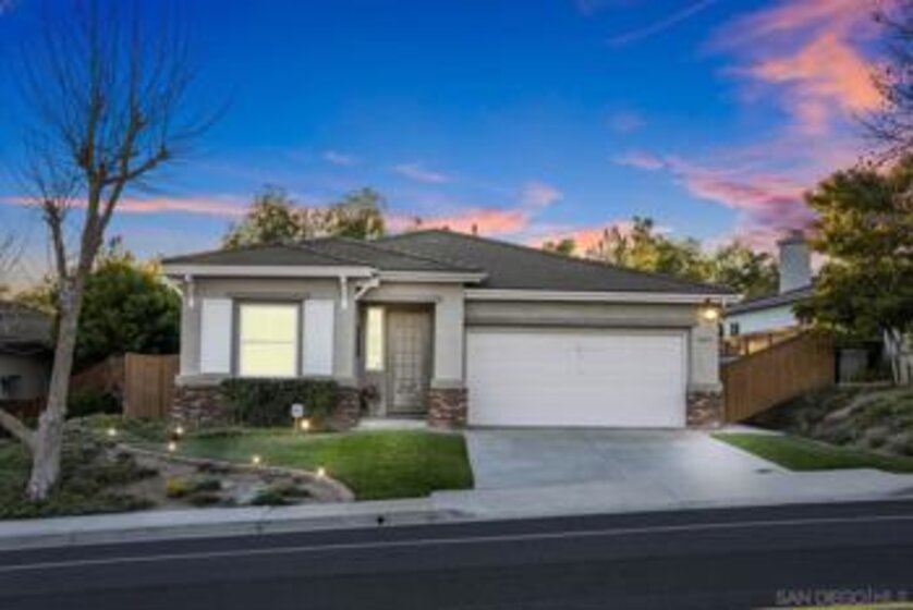 41453 Temeku Drive Photo
