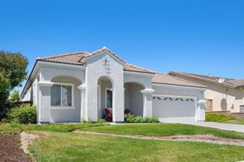 36157 Coffee Tree Place Photo