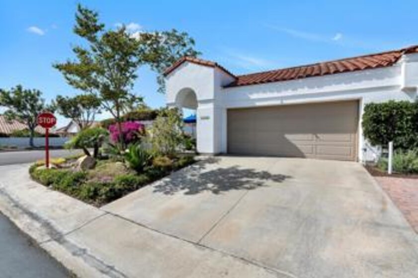 4706 Collinos Way Photo