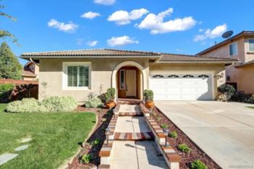 41649 Monterey Place Photo