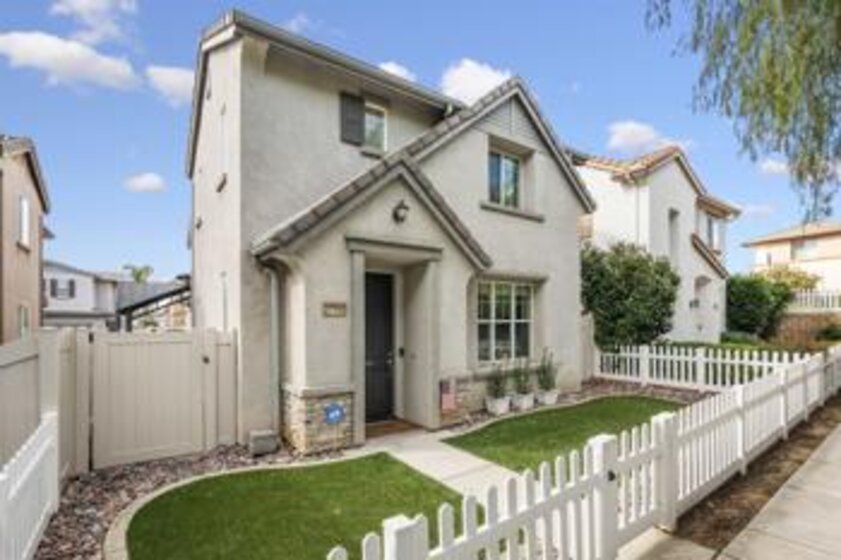 27700 Bluebell Court Photo